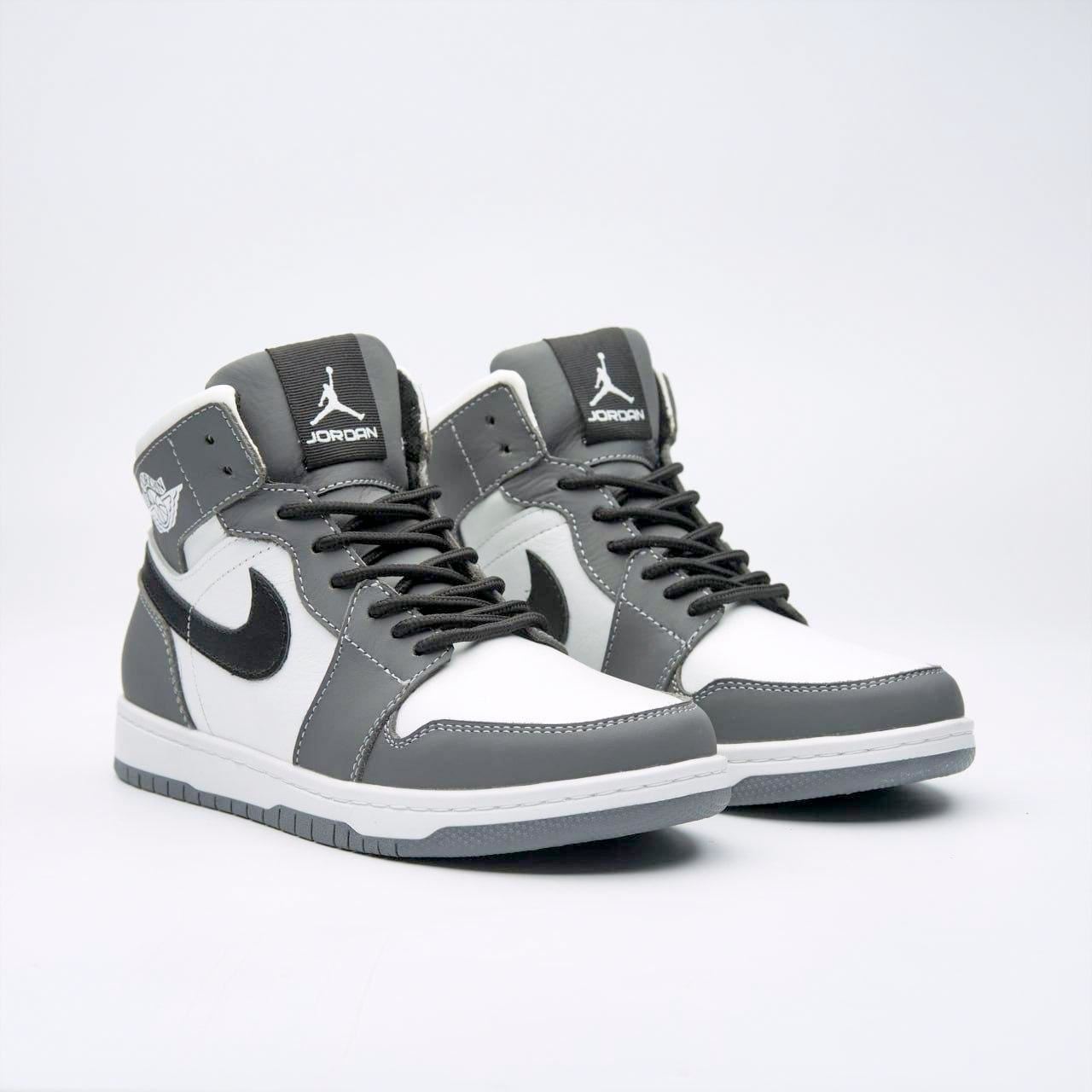 Підліткові зимові шкіряні кросівки Nike Air Grey-White (Харків)